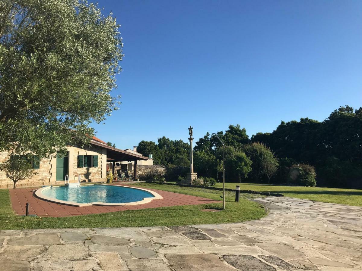 Casa Rustica Piscina, Apartadino Pobra Do Caraminal Exteriör bild
