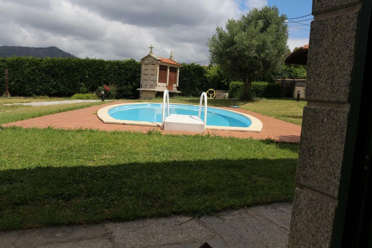 Casa Rustica Piscina, Apartadino Pobra Do Caraminal Exteriör bild