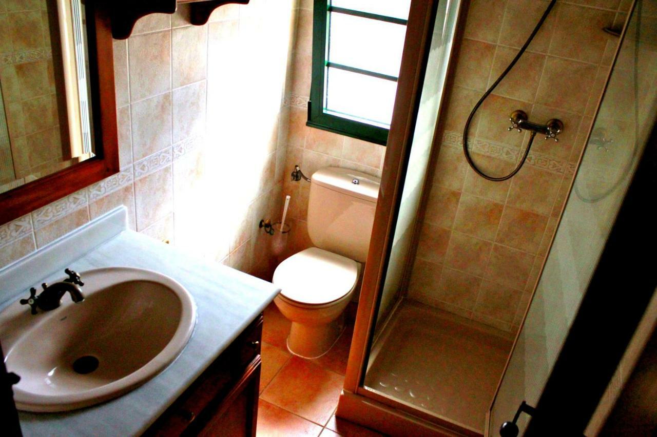 Casa Rustica Piscina, Apartadino Pobra Do Caraminal Exteriör bild